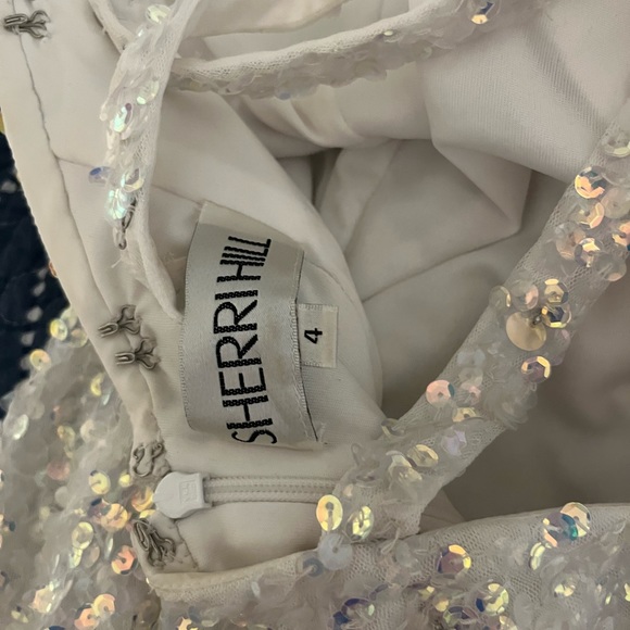 Ivory SHERRI HILL DRESS 54330 Size 4 - Picture 2 of 4